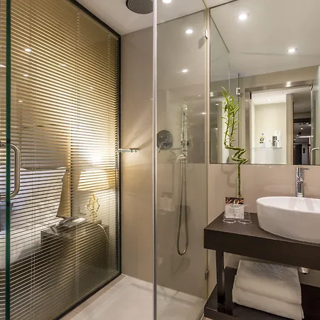 ホテル チサール