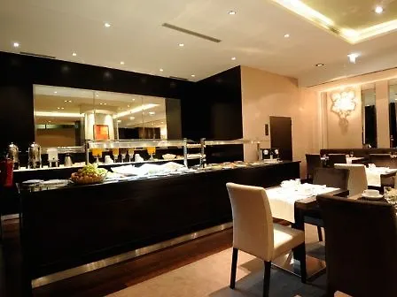 Czar فندق 4*